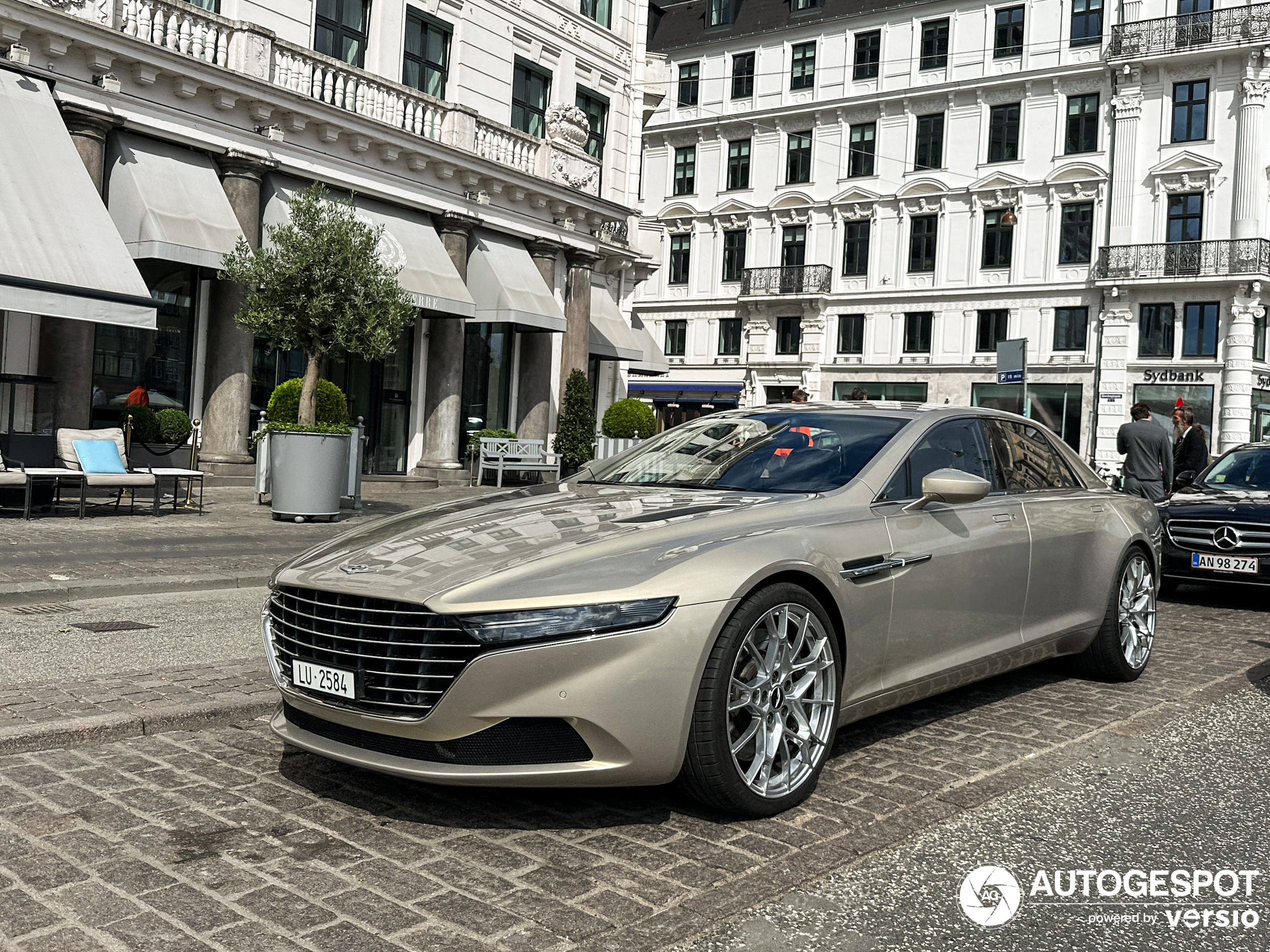 Lagonda Taraf shows up in Copenhagen