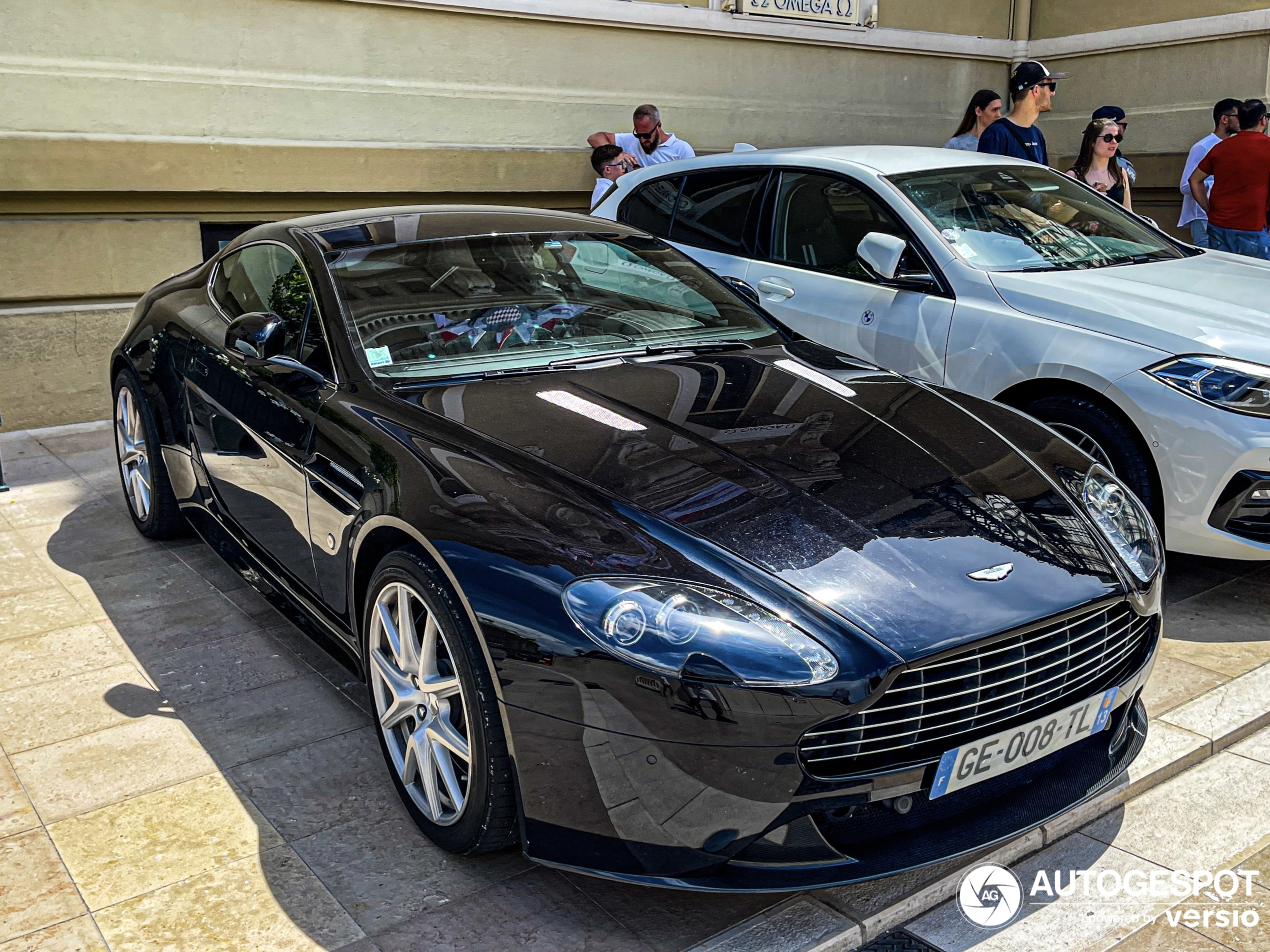 Aston Martin V8 Vantage S