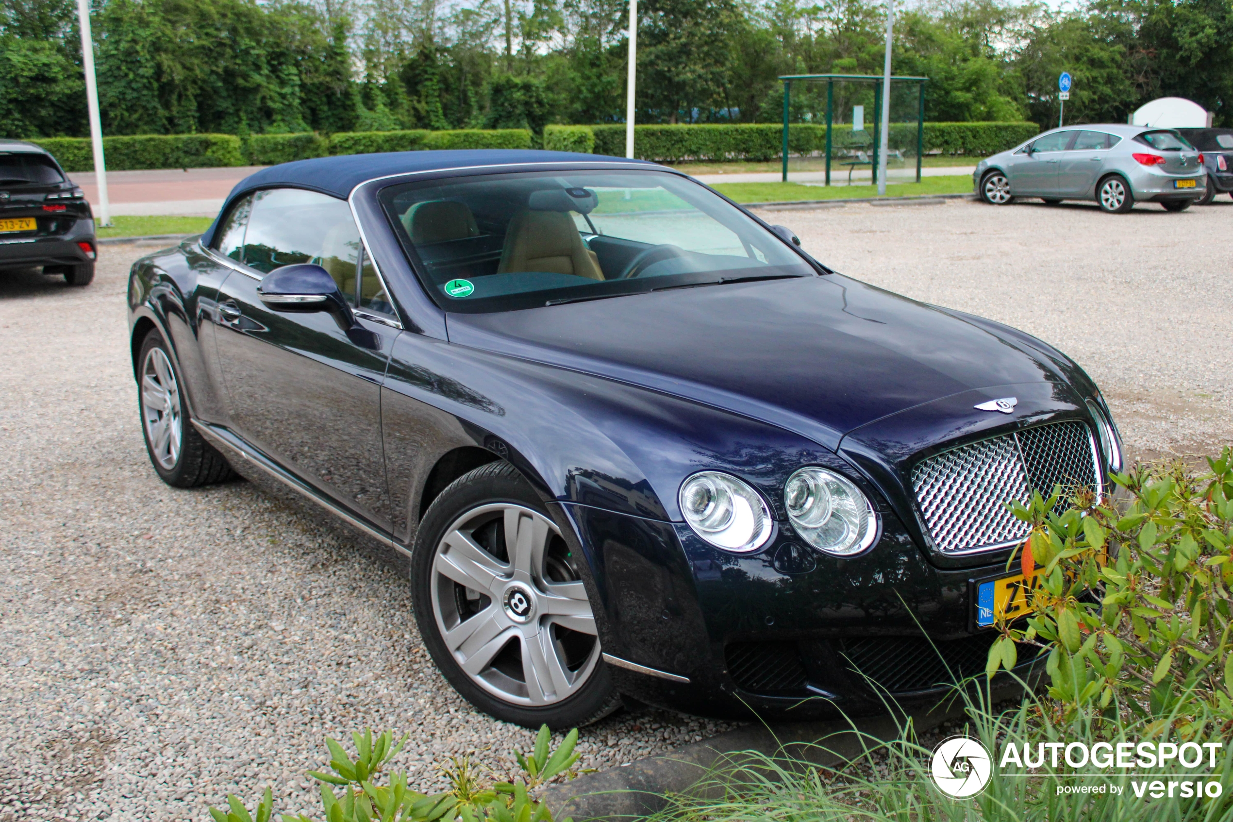 Bentley Continental GTC