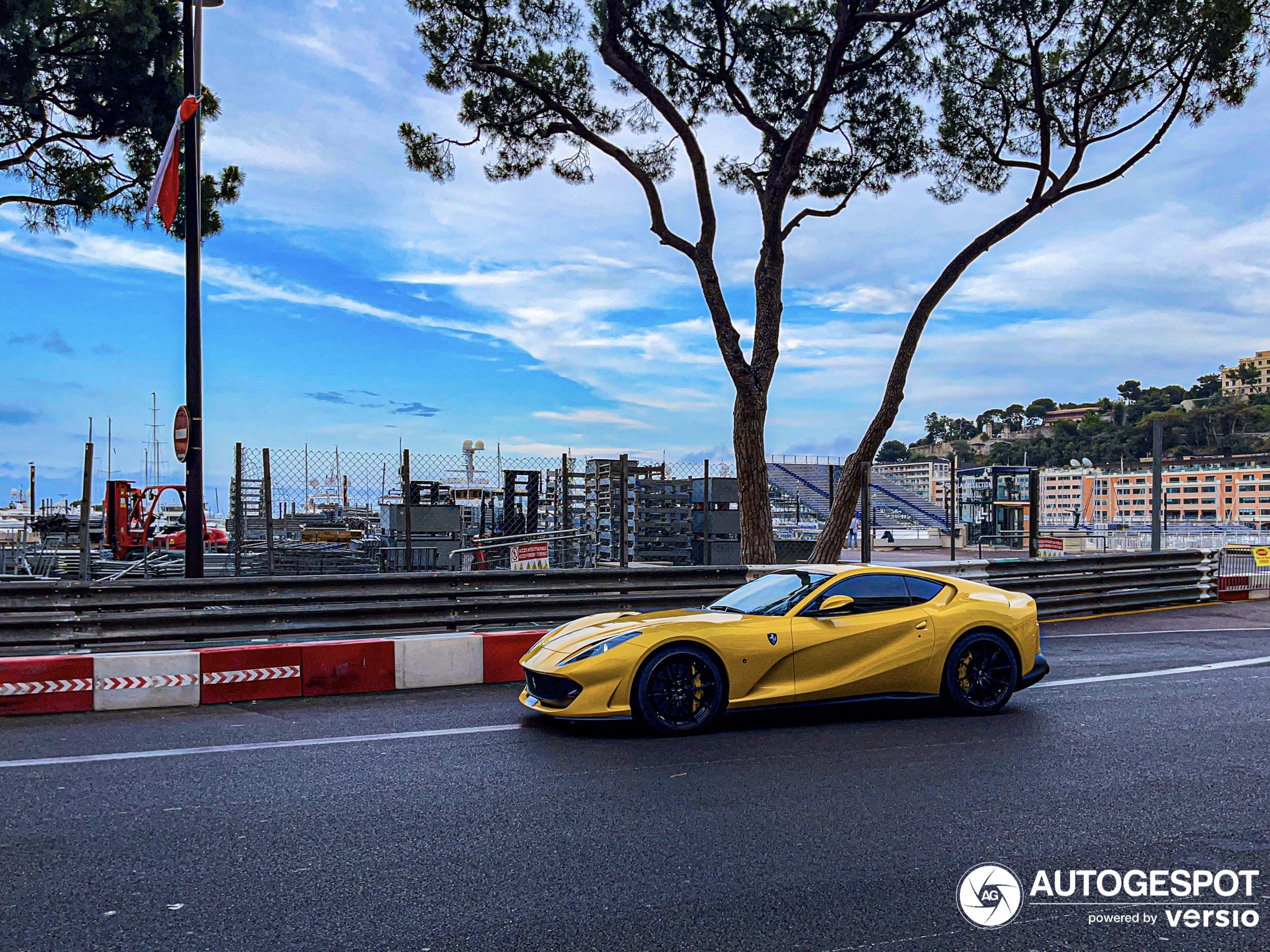 Ferrari 812 Superfast