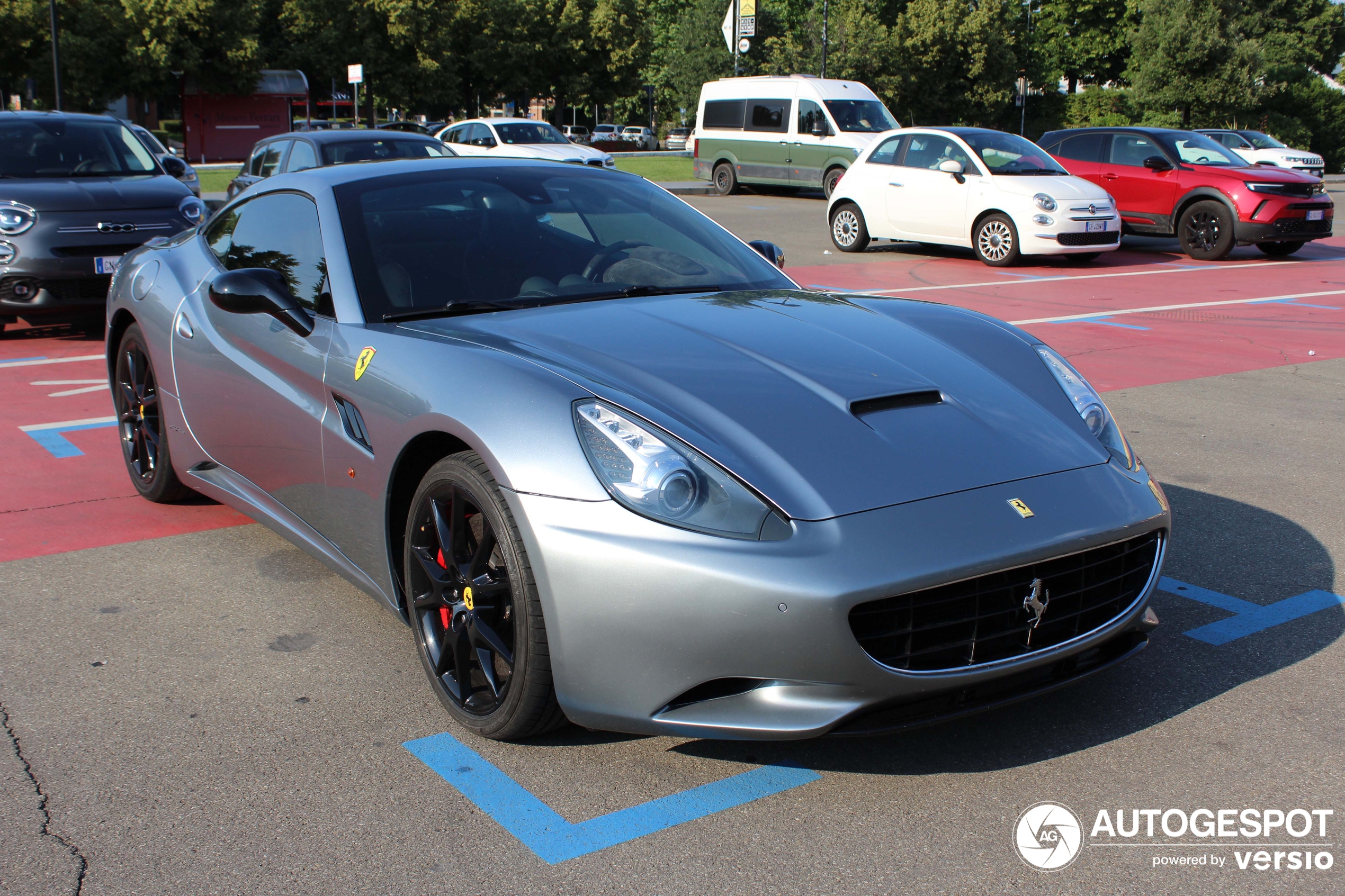 Ferrari California