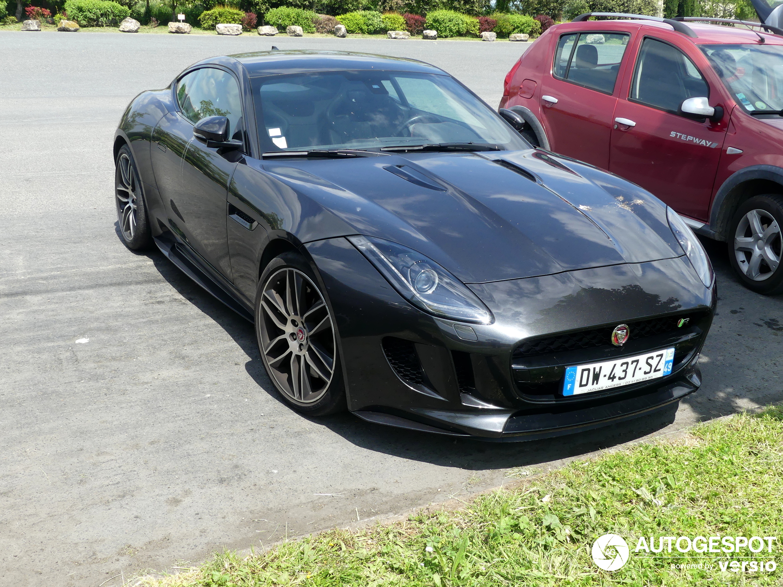 Jaguar F-TYPE R Coupé