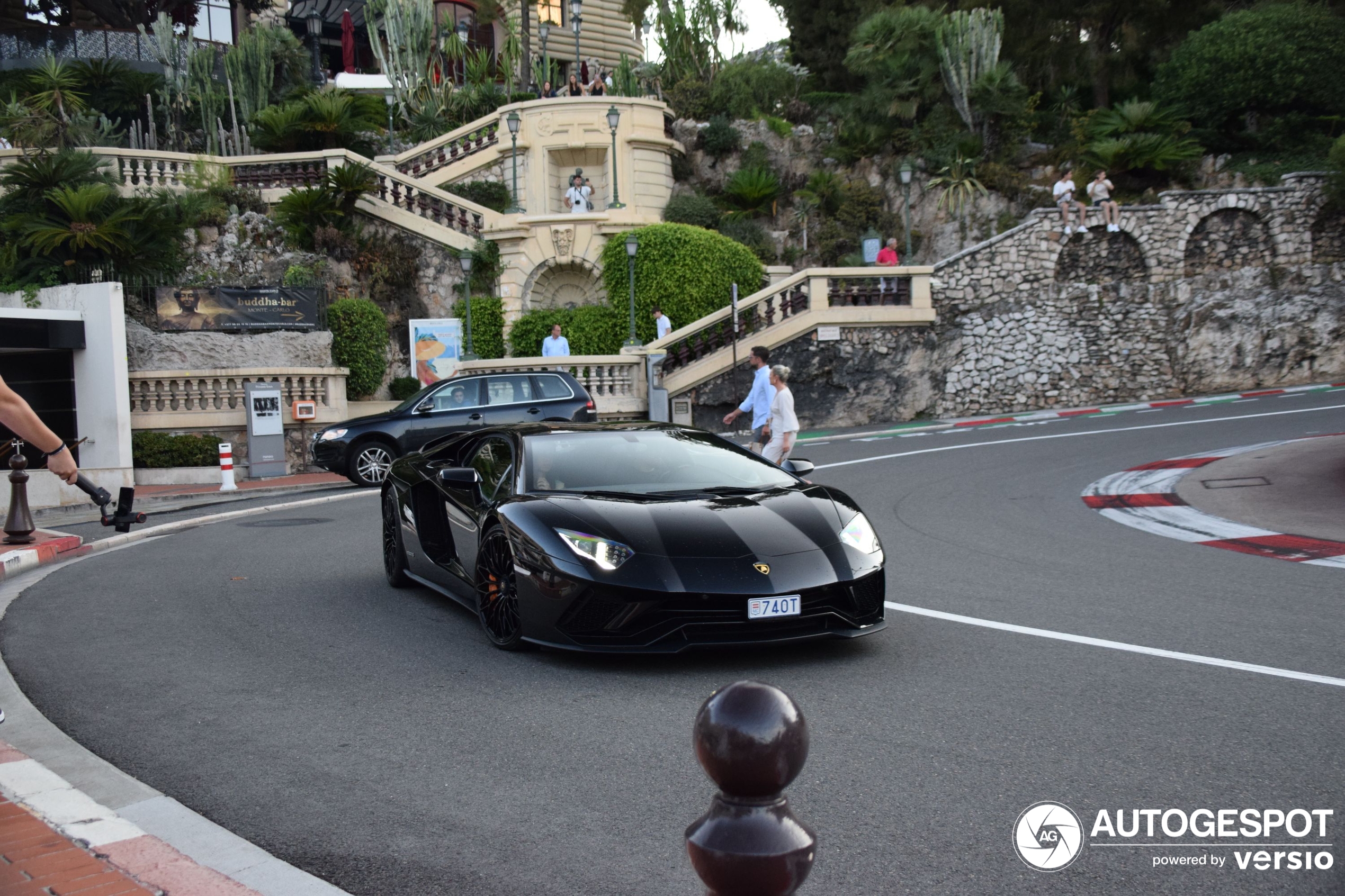 Lamborghini Aventador S LP740-4