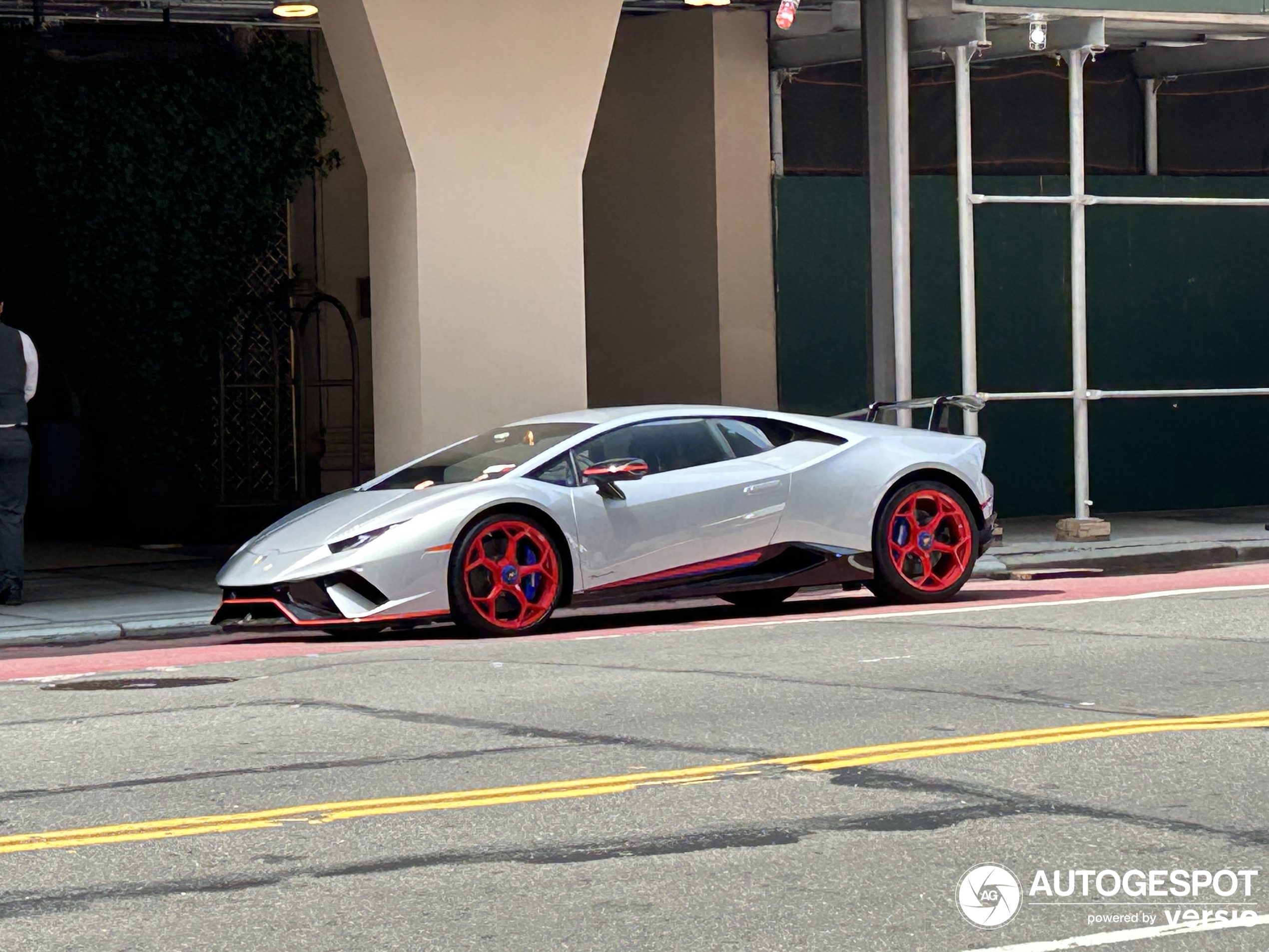 Lamborghini Huracán LP640-4 Performante