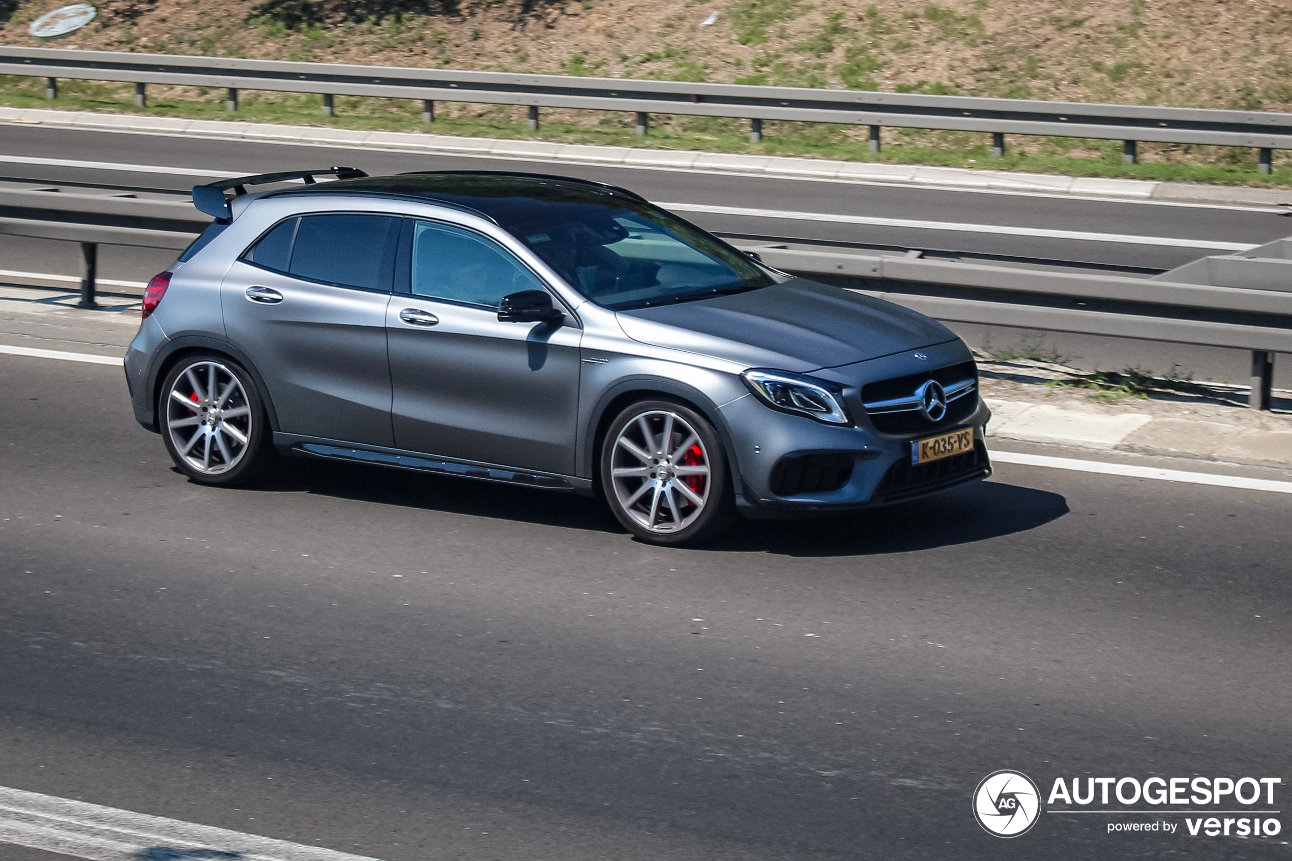 Mercedes-AMG GLA 45 X156 2017