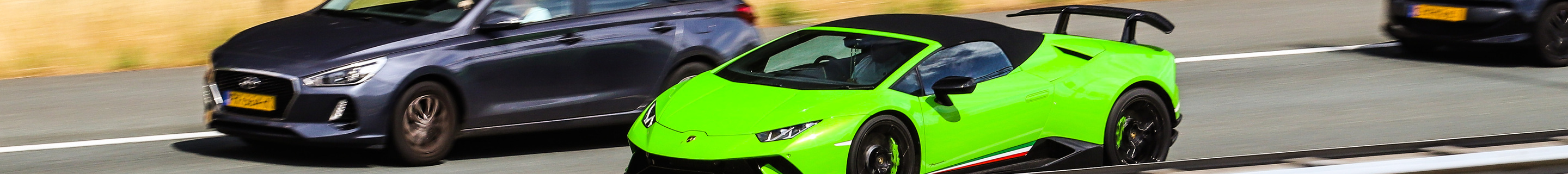 Lamborghini Huracán LP640-4 Performante Spyder