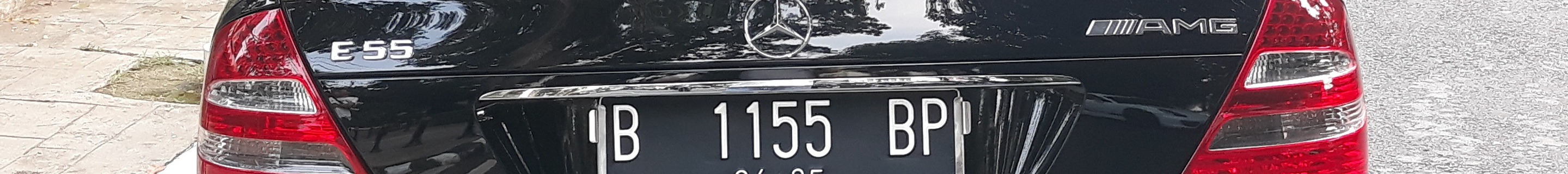 Mercedes-Benz E 55 AMG