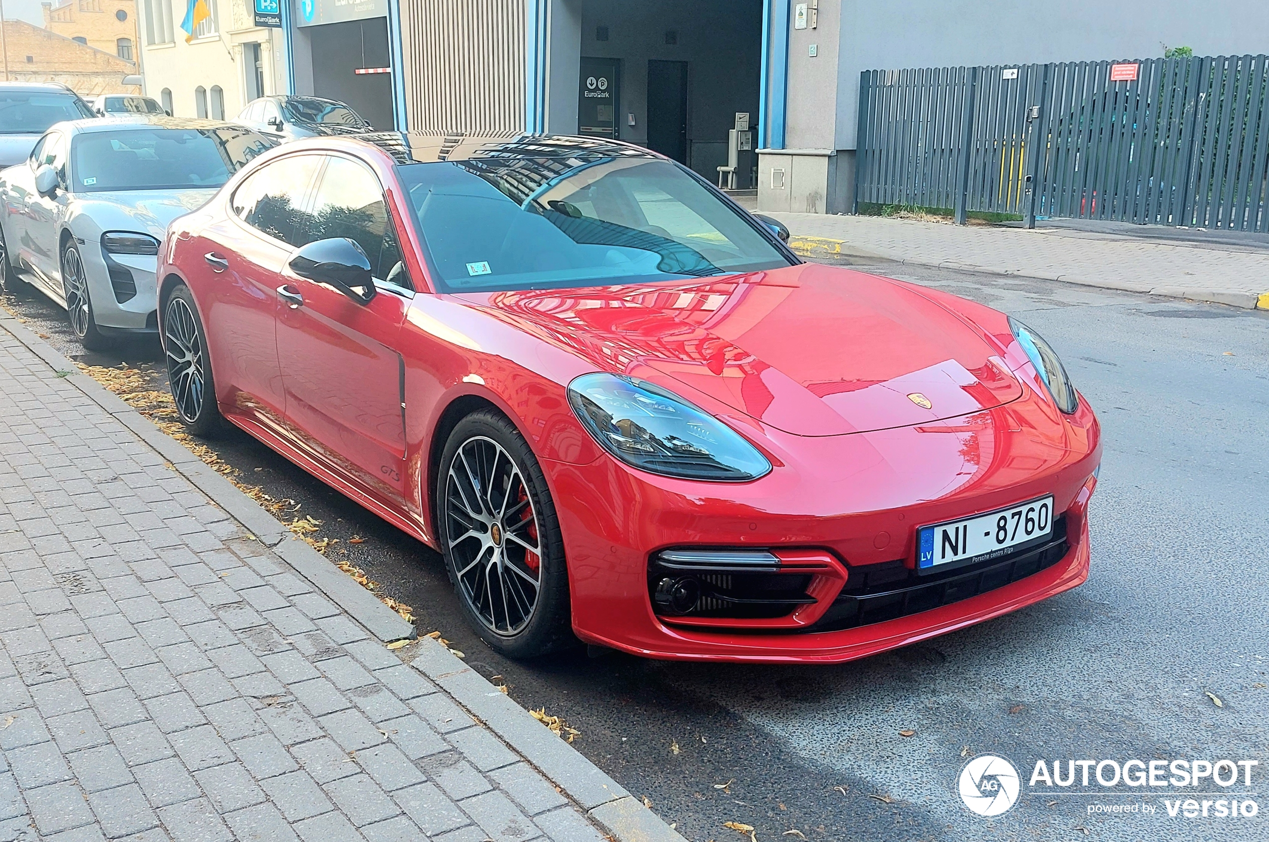 Porsche 971 Panamera GTS MkII