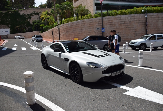 Aston Martin V12 Vantage S AMR