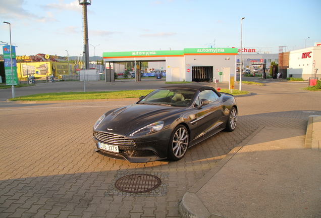 Aston Martin Vanquish Volante