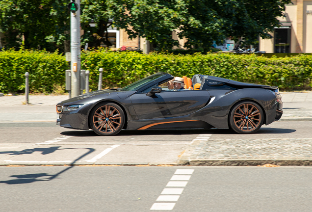 BMW i8 Roadster Ultimate Sophisto Edition