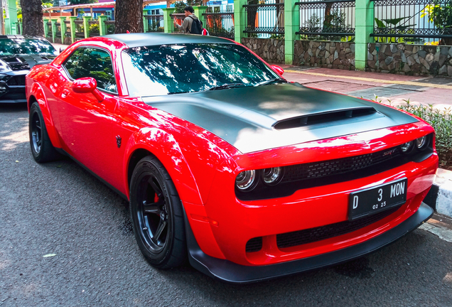 Dodge Challenger SRT Demon