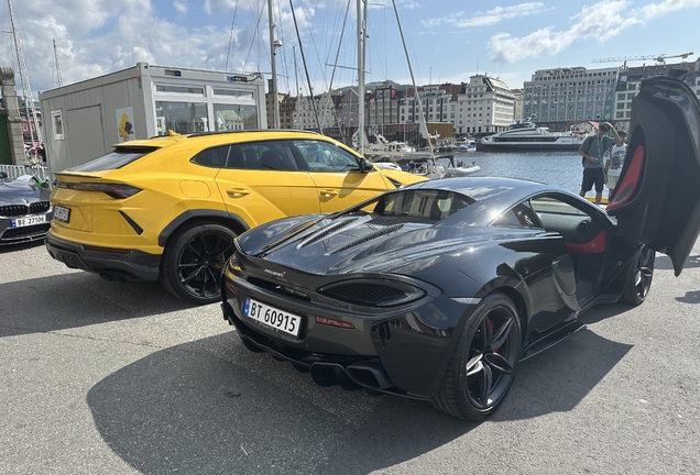 McLaren 570S