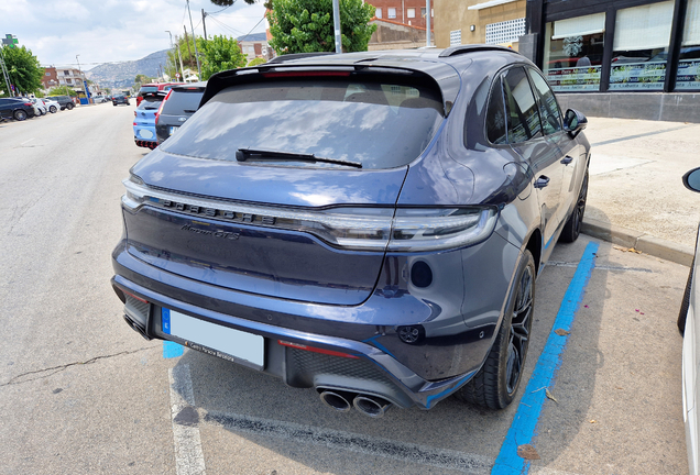 Porsche 95B Macan GTS MkIII