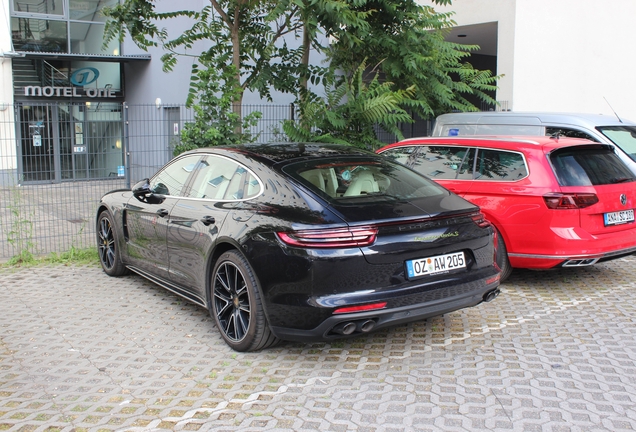 Porsche 971 Panamera Turbo S E-Hybrid