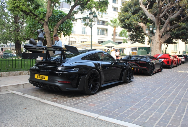 Porsche 992 GT3 RS Weissach Package