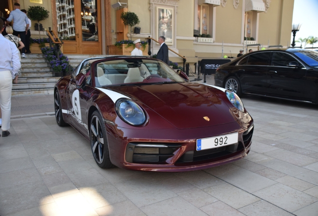 Porsche 992 Targa 4S Heritage Design Edition