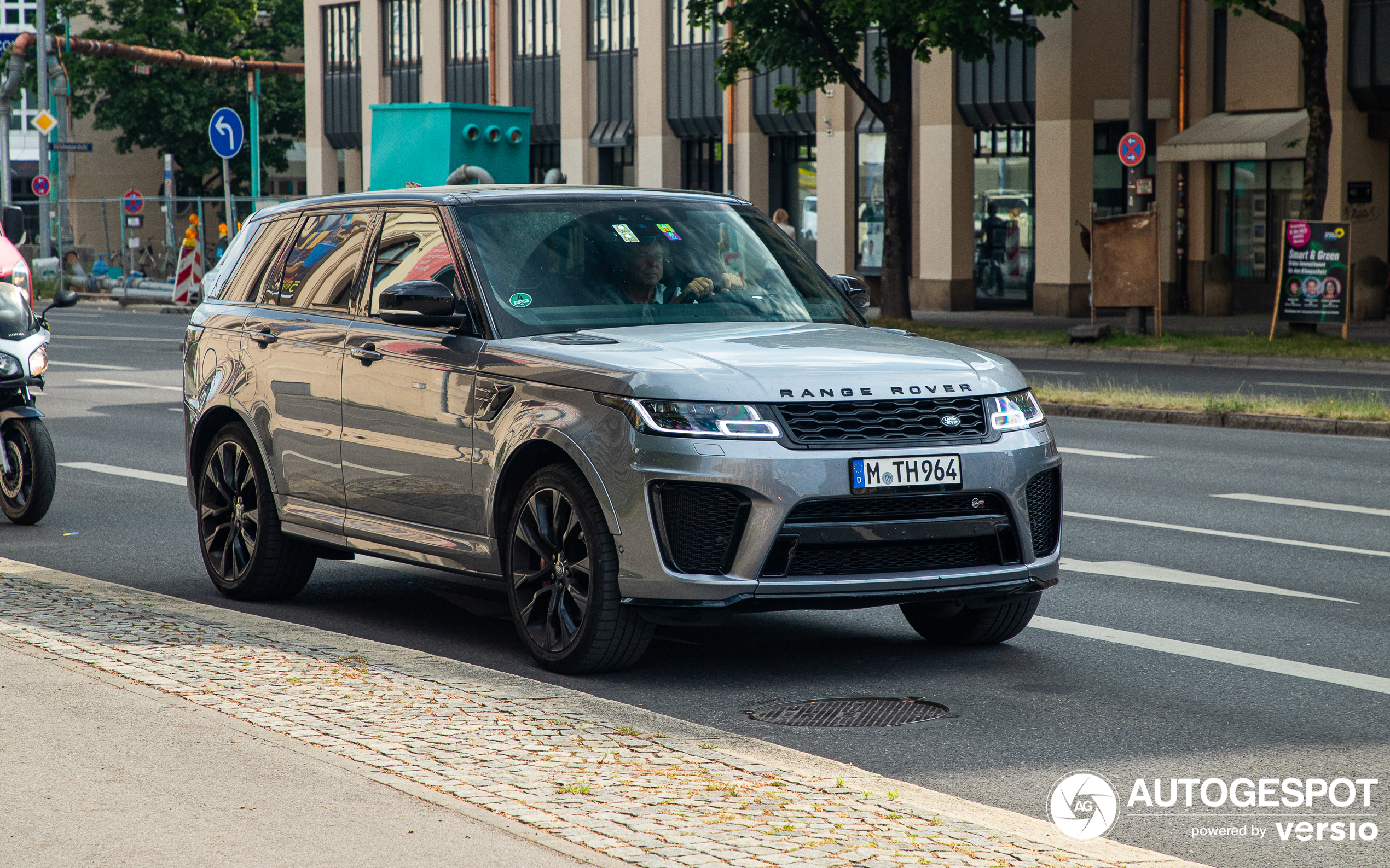 Land Rover Range Rover Sport SVR 2018