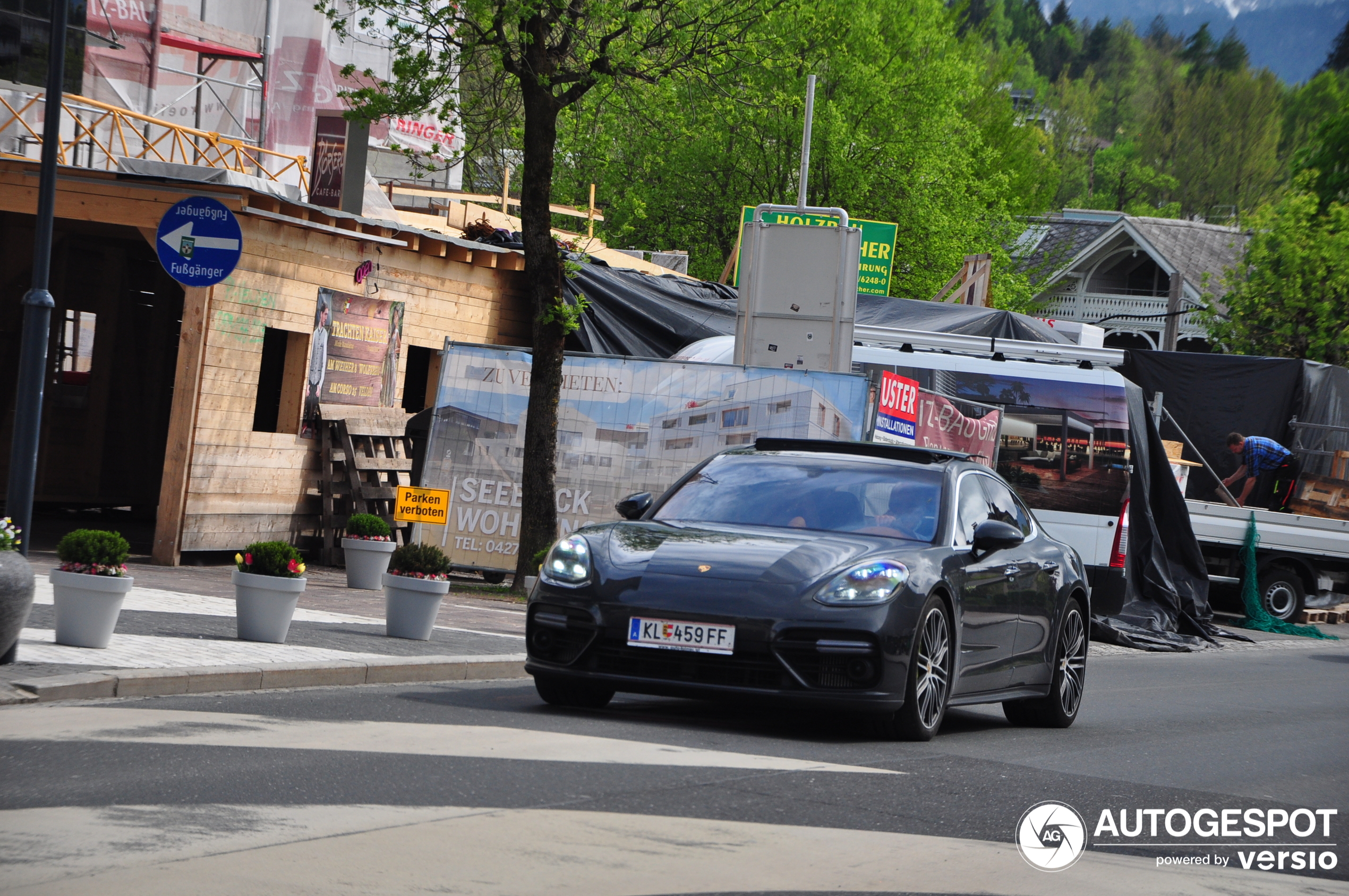 Porsche 971 Panamera Turbo S E-Hybrid