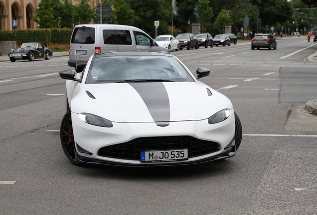 Aston Martin V8 Vantage Formula 1 Edition