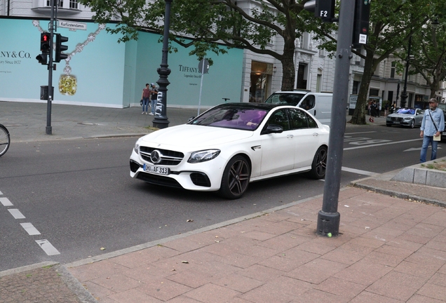 Mercedes-AMG E 63 S W213