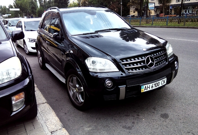 Mercedes-Benz ML 63 AMG W164