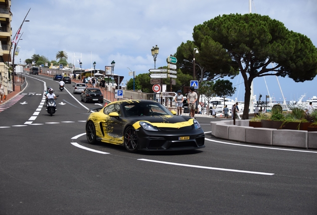 Porsche 718 Cayman GT4