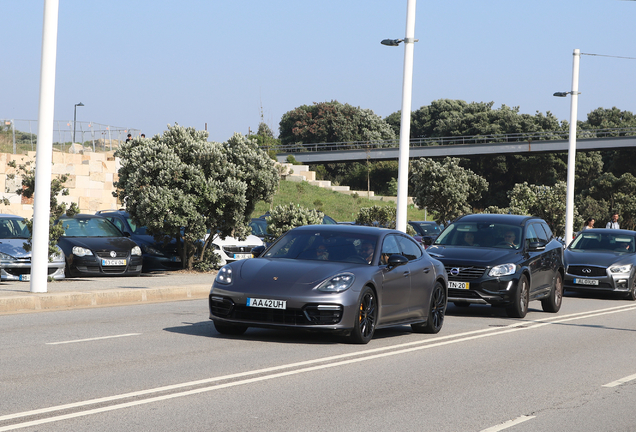 Porsche 971 Panamera Turbo S E-Hybrid