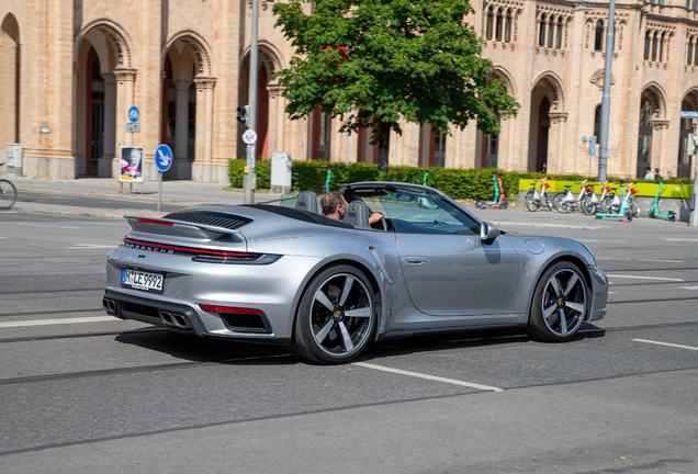 Porsche 992 Turbo Cabriolet