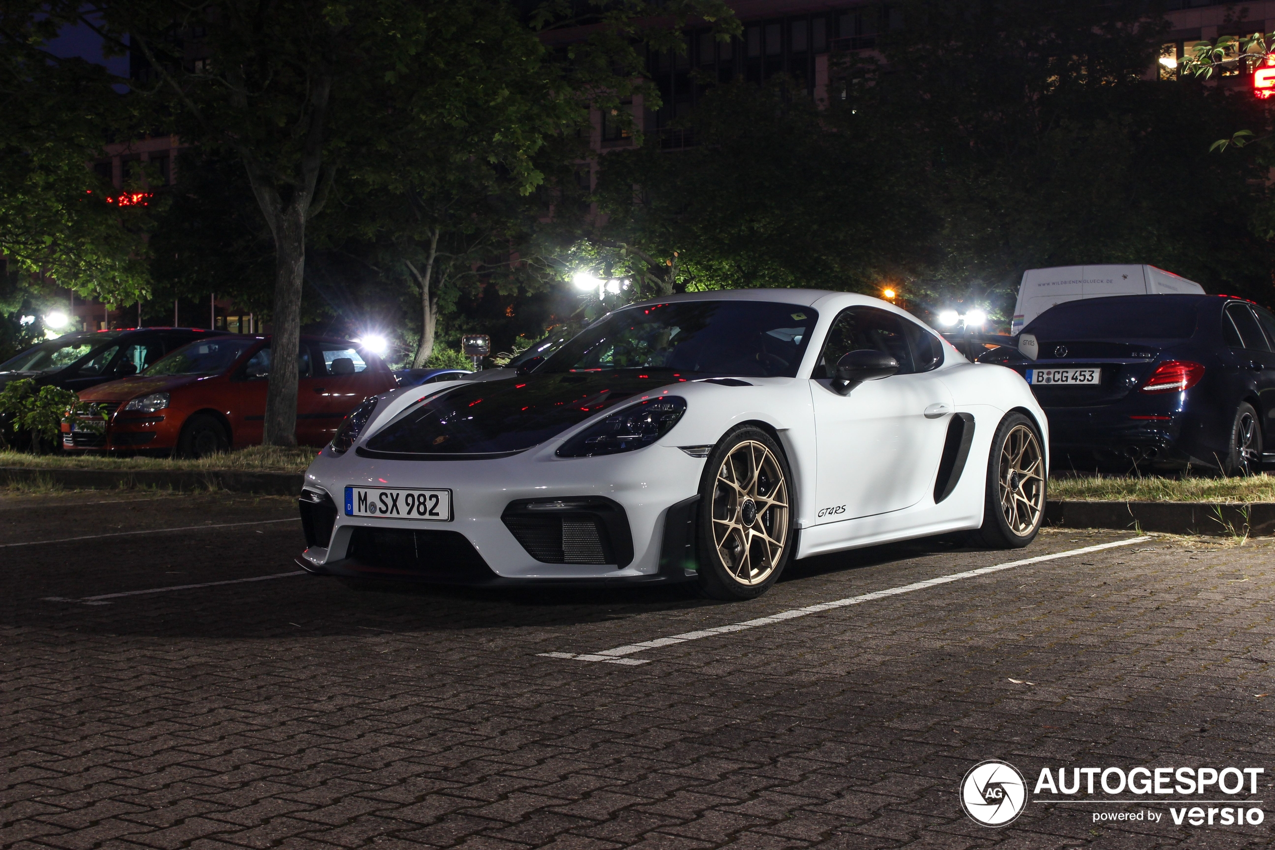 Porsche 718 Cayman GT4 RS Weissach Package