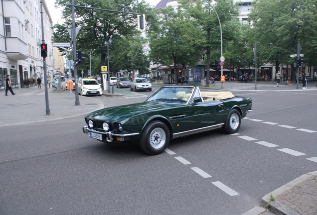 Aston Martin V8 Volante 1978-1990