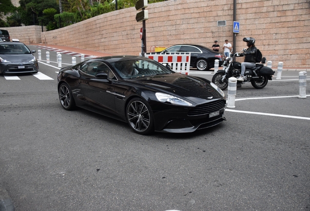 Aston Martin Vanquish 2013