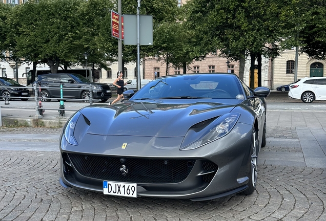 Ferrari 812 Superfast