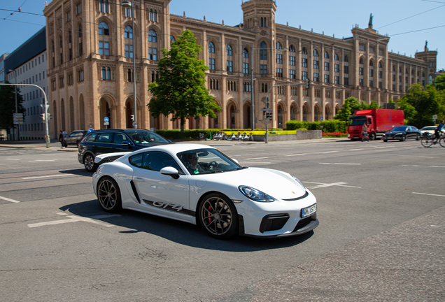 Porsche 718 Cayman GT4