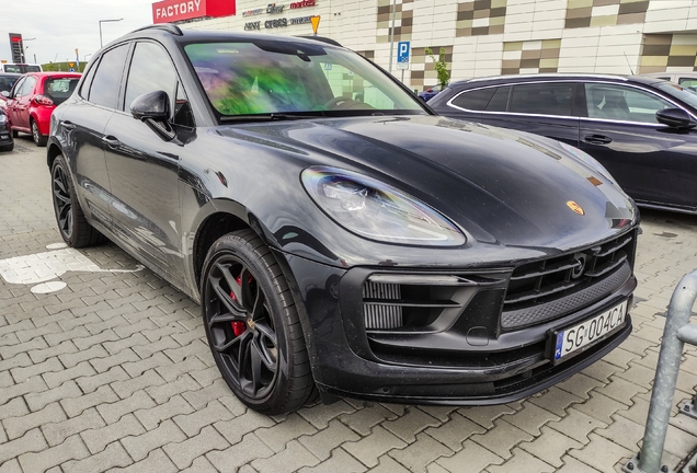 Porsche 95B Macan GTS MkIII