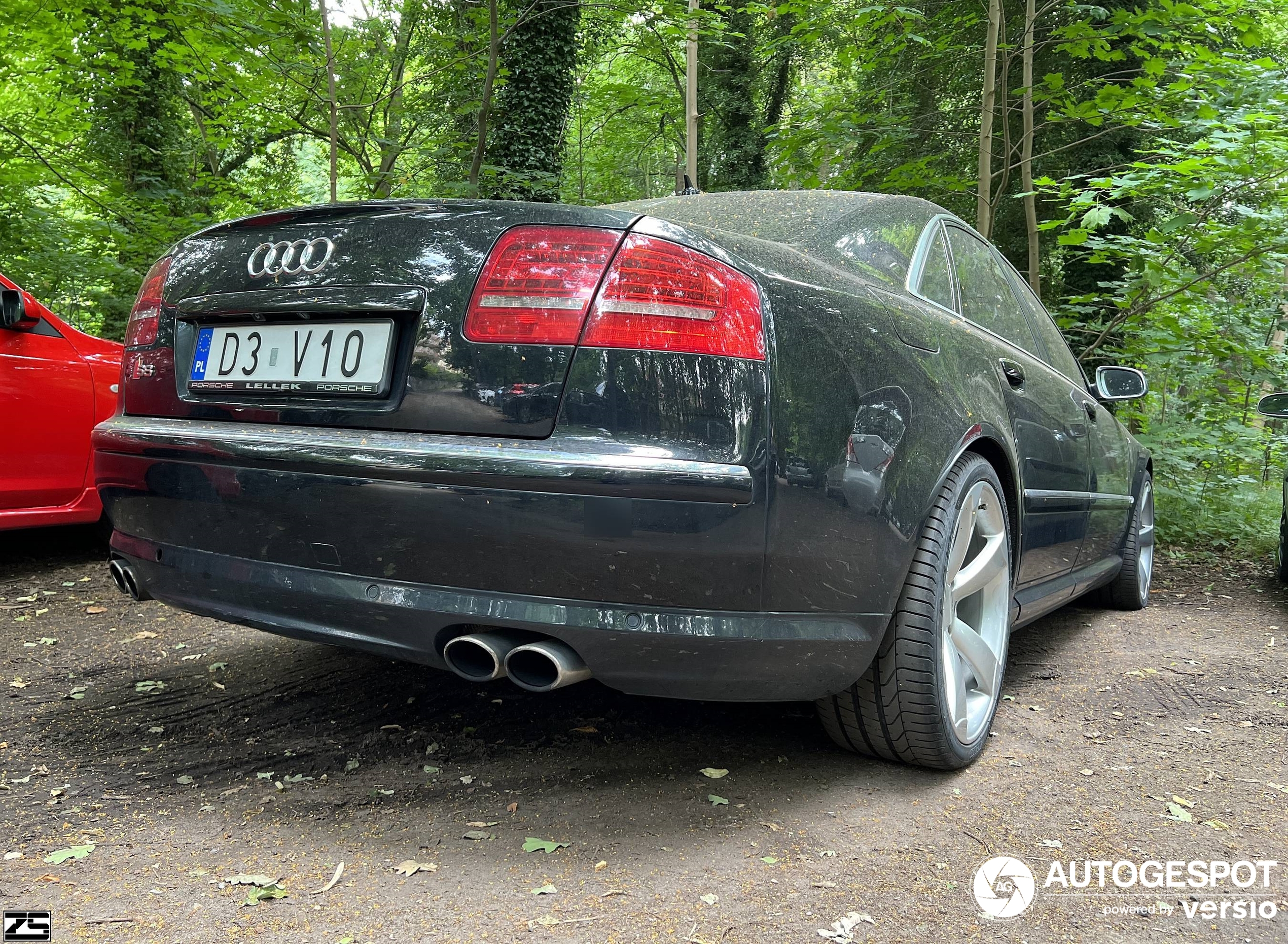 Audi S8 D3