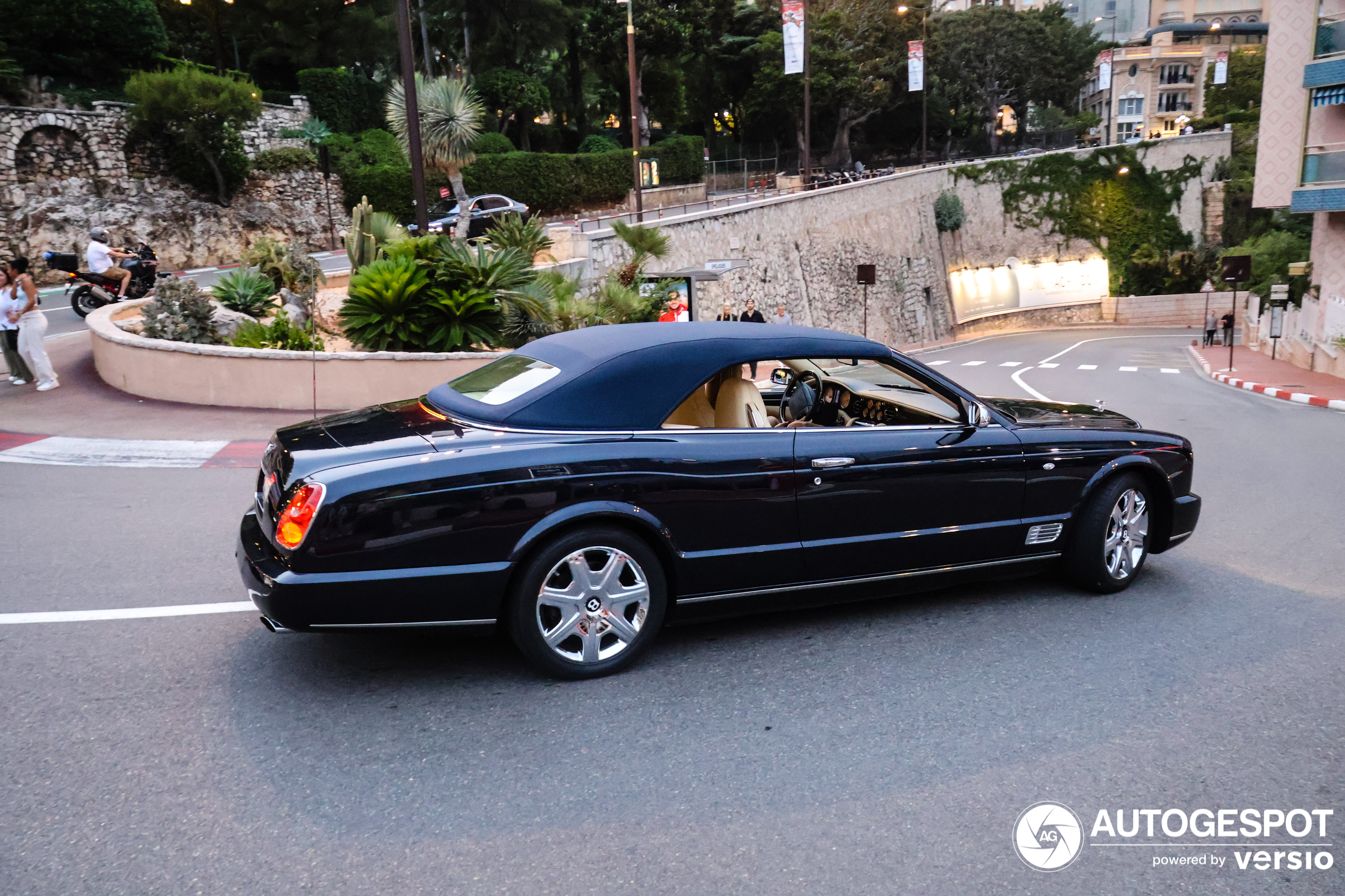 Bentley Azure T