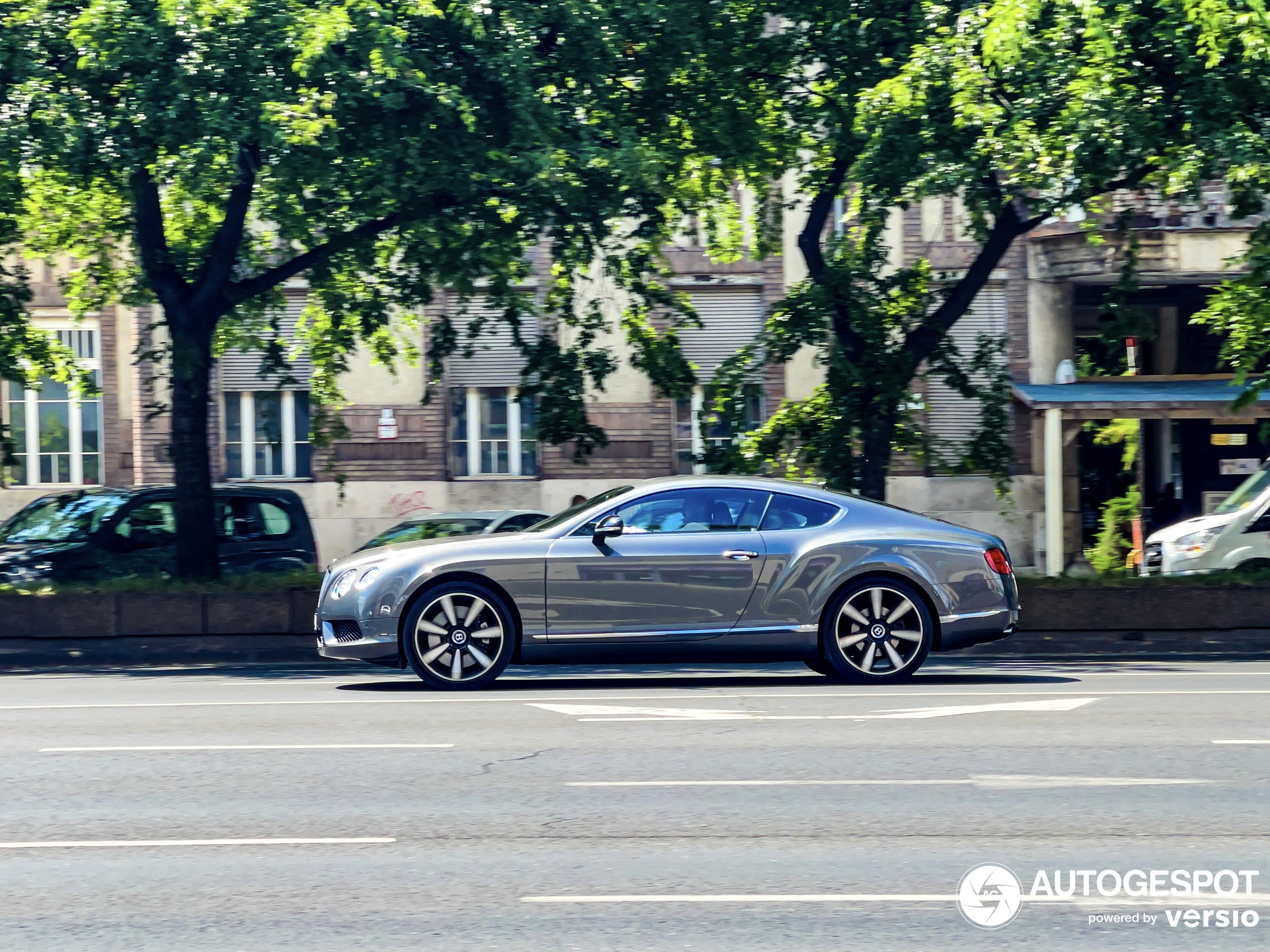 Bentley Continental GT V8