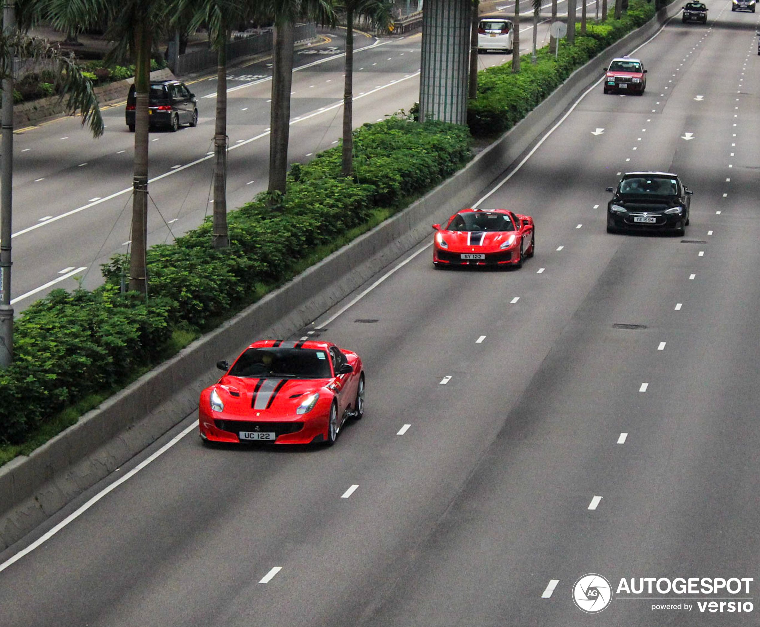 Het regent speciale Ferrari's in Hong Kong