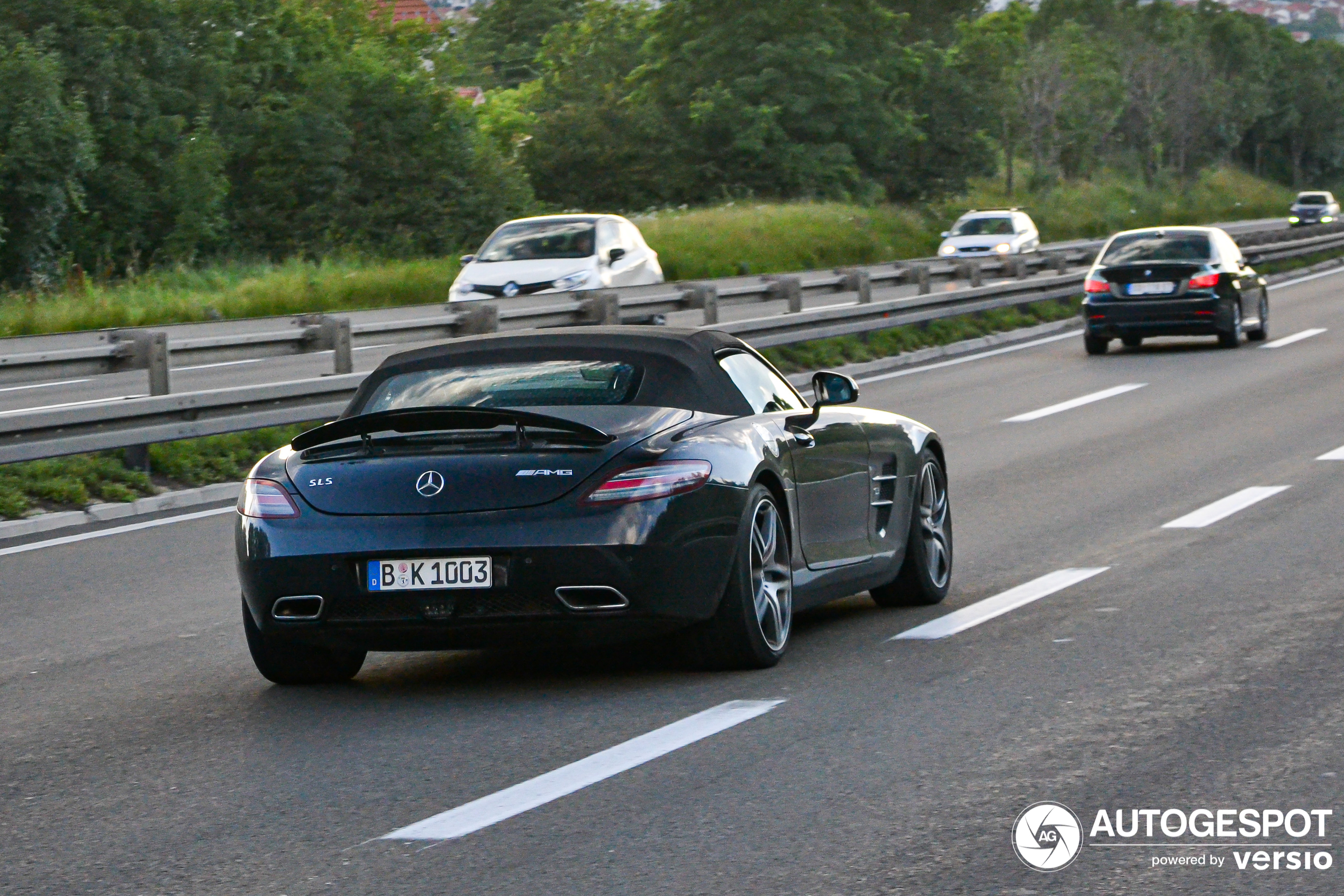 Mercedes-Benz SLS AMG Roadster