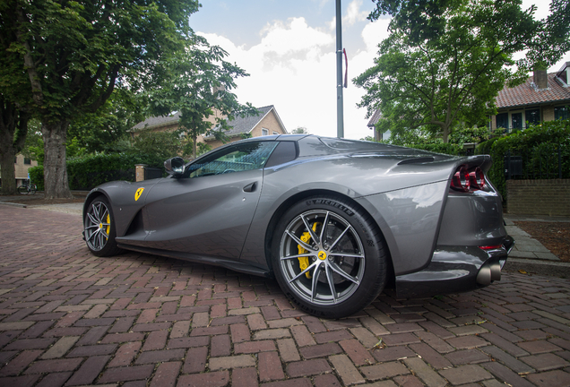 Ferrari 812 GTS