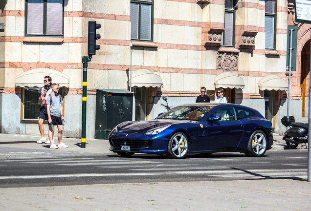 Ferrari GTC4Lusso