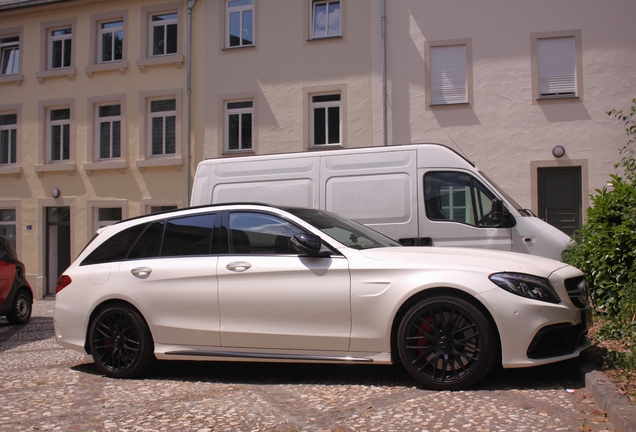 Mercedes-AMG C 63 S Estate S205