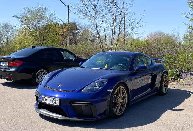 Porsche 718 Cayman GT4