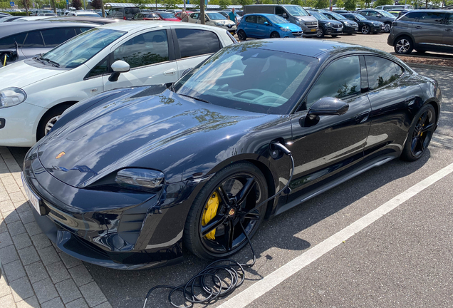 Porsche Taycan Turbo S