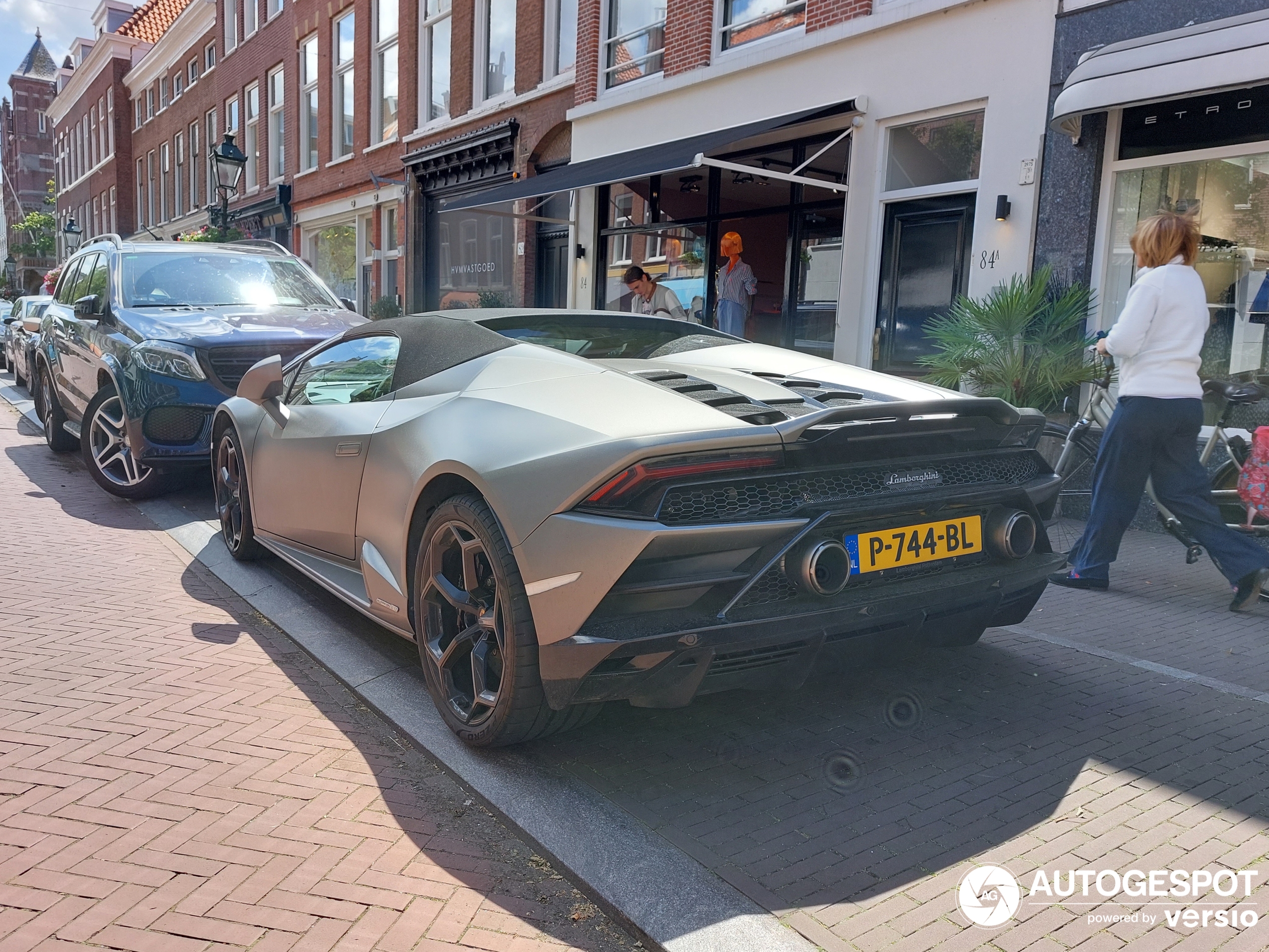 Lamborghini Huracán LP640-4 EVO Spyder