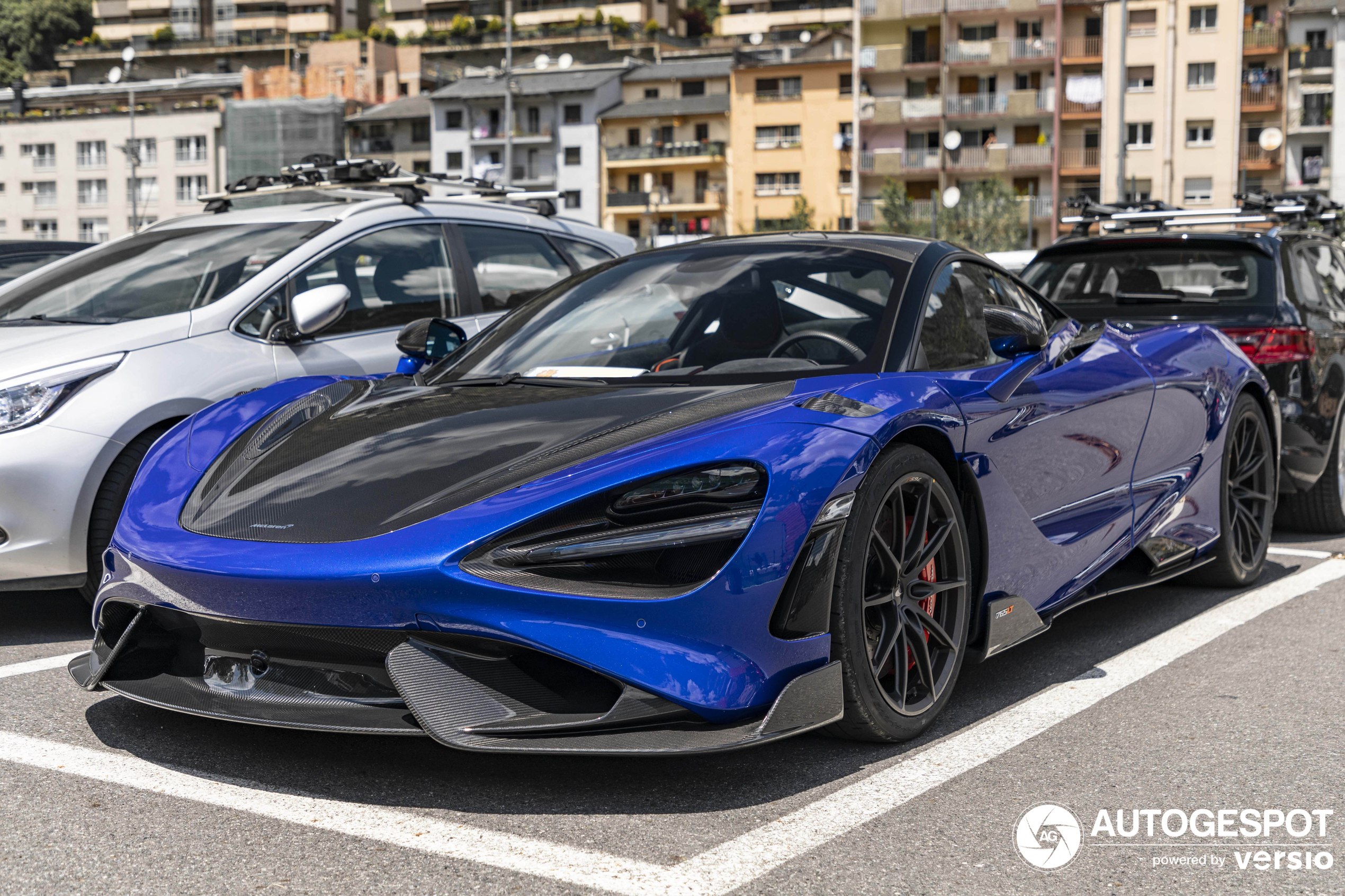 McLaren 765LT