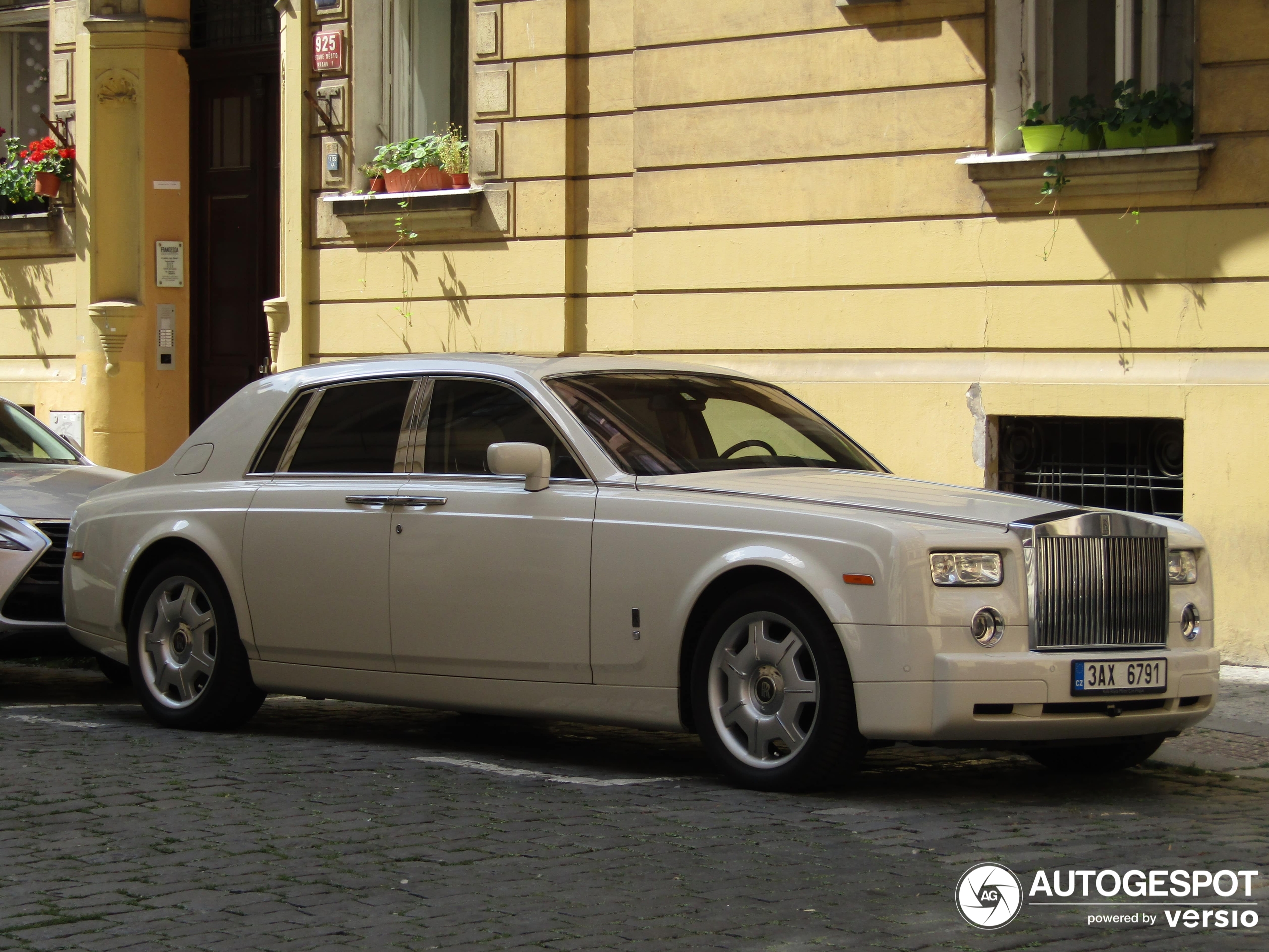 Rolls-Royce Phantom