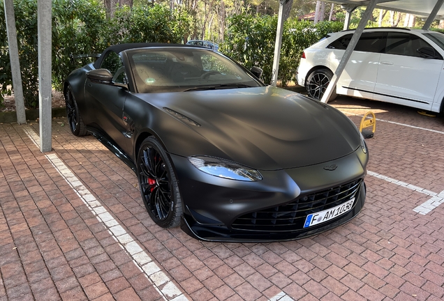 Aston Martin V8 Vantage Formula 1 Edition Roadster