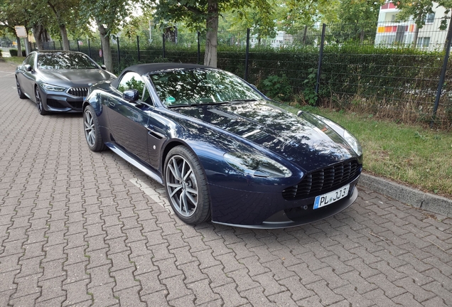 Aston Martin V8 Vantage Roadster 2012